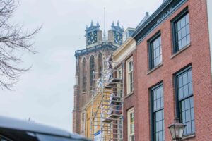 Schuren en voorbereiden – buitenschilderwerk Dordrecht